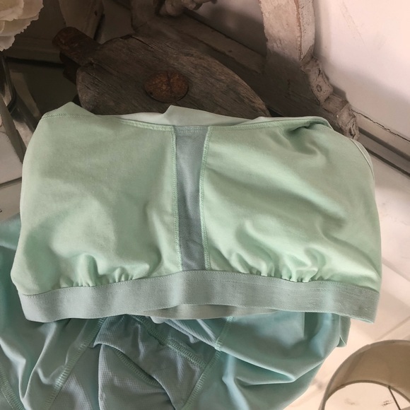 Lululemon Racerback Tank - Picture 4 of 5